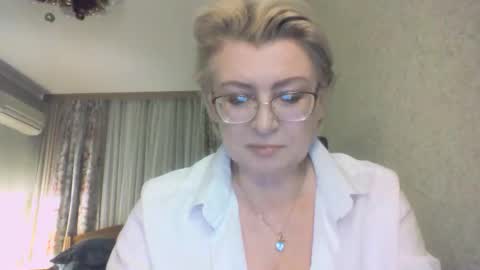 laramrs online show from 15, 12, 2025