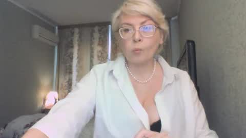 laramrs online show from 28, 3, 2026