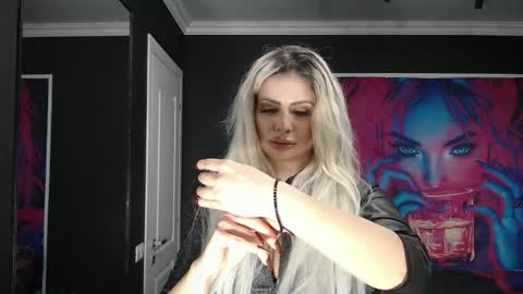 laras_moans online show from 14, 1, 2026
