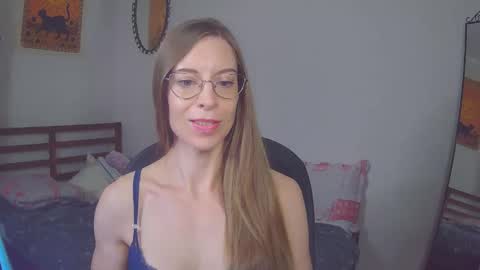 larawintersxxx online show from 8, 9, 2025