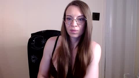 larawintersxxx online show from 22, 6, 2026