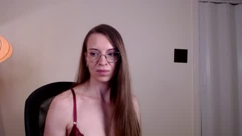 larawintersxxx online show from 13, 7, 2026