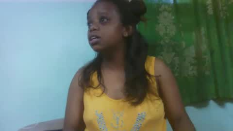 larissa645771 online show from 18, 12, 2025