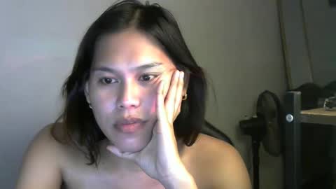 Snapshot of larissah99 chatting on 3, 12, 2024 larissah99 online show from 3, 12, 2024
