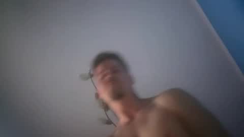 Snapshot of larry009 chatting on 7, 1, 2026 larry009 online show from 7, 1, 2026