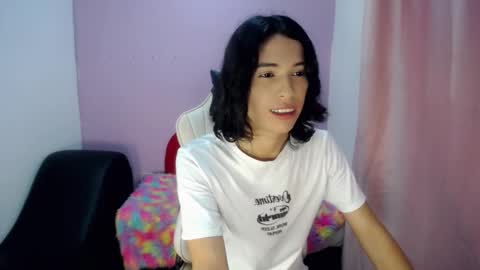 Snapshot of larry_craft chatting on 22, 3, 2026 larry online show from 22, 3, 2026