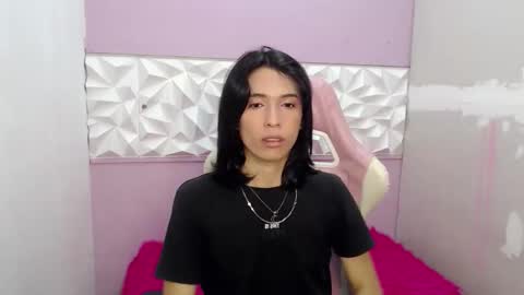 Snapshot of larry_craft chatting on 29, 3, 2026 larry online show from 29, 3, 2026