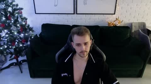 Snapshot of larstar01 chatting on 5, 12, 2024 Lars online show from 5, 12, 2024