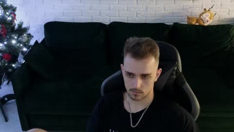 Snapshot of larstar01 chatting on 15, 12, 2024 Lars online show from 15, 12, 2024