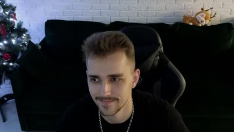 Snapshot of larstar01 chatting on 27, 12, 2024 Lars online show from 27, 12, 2024