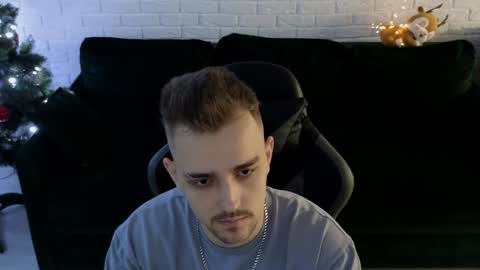 Snapshot of larstar01 chatting on 31, 12, 2024 Lars online show from 31, 12, 2024