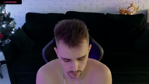 Snapshot of larstar01 chatting on 7, 1, 2025 Lars online show from 7, 1, 2025