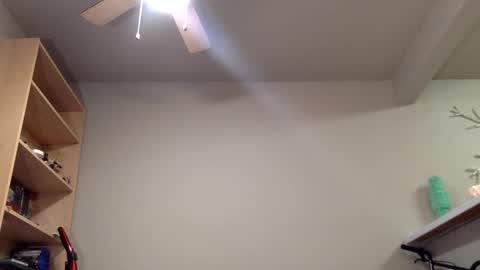 Roxy blue online show from 25, 2, 2026