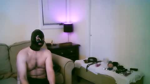 latexminheadroom online show from 19, 1, 2026