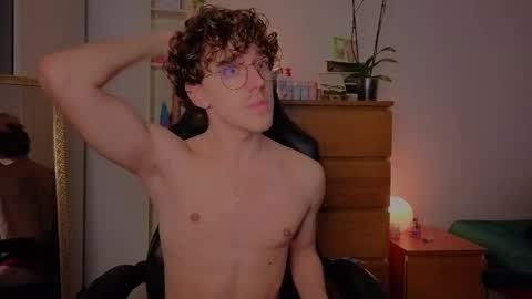  Free OF online show from 21, 12, 2025