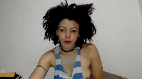 Latinacoka online show from 5, 2, 2025