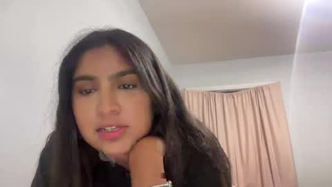 latinamamii1121 online show from 22, 9, 2025