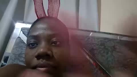 Latinhoney487 online show from 25, 3, 2026