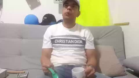 Snapshot of latinmartin254 chatting on 26, 10, 2025 latinmartin254 online show from 26, 10, 2025