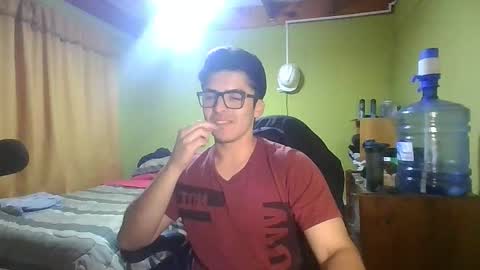 Snapshot of latinn_babe chatting on 21, 12, 2025 latinn_babe online show from 21, 12, 2025