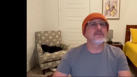 QS - INDEPENDENT MODEL online show from 7, 1, 2026