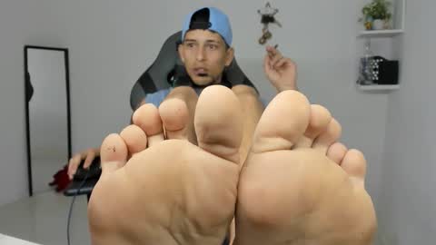 latinoalpha73 online show from 12, 2, 2026