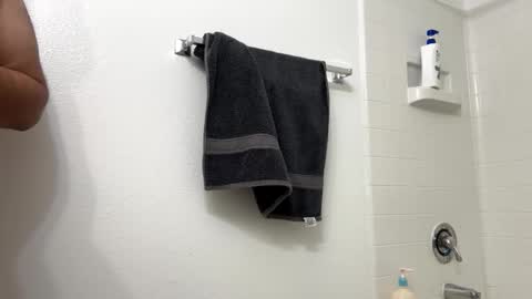 Snapshot of latinoforasian chatting on 6, 1, 2026 latinoforasian online show from 6, 1, 2026