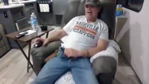 latniter online show from 6, 1, 2025