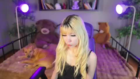 laukyubey1 online show from 12, 10, 2025