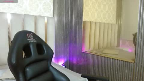 laulin_tay online show from 8, 2, 2026