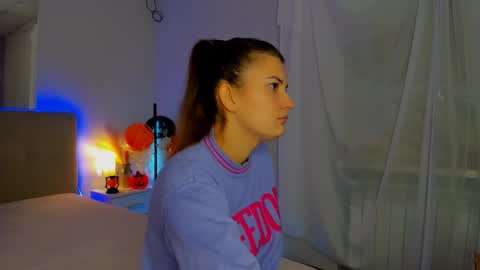 Laura online show from 30, 10, 2025