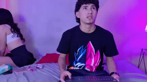 laura_and_kevin online show from 11, 9, 2025