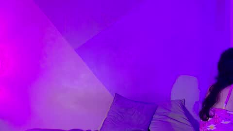 laura_and_kevin online show from 20, 9, 2025