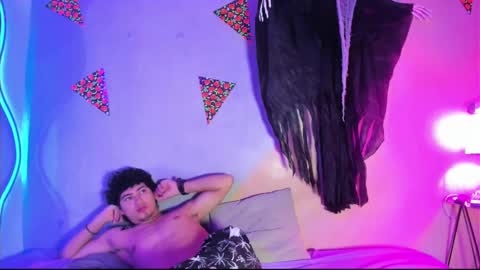 laura_and_kevin online show from 20, 10, 2025