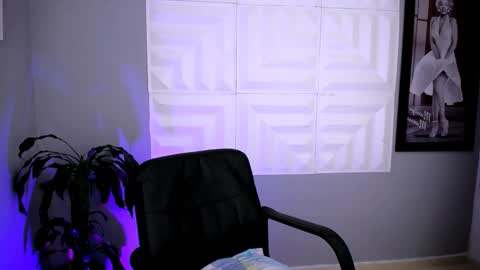 LAURA online show from 27, 11, 2025