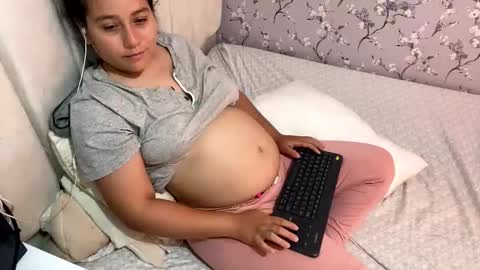 laura online show from 22, 2, 2025