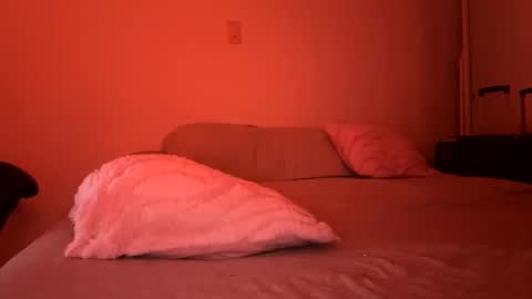 Snapshot of laura_d23 chatting on 8, 2, 2026 laura online show from 8, 2, 2026