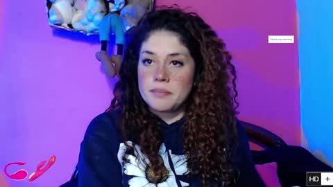 weedcam Curly Laura OF    online show from 10, 9, 2025