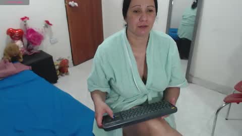 laura_foxx2379 online show from 15, 9, 2025