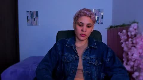 Laura Rose online show from 18, 12, 2025