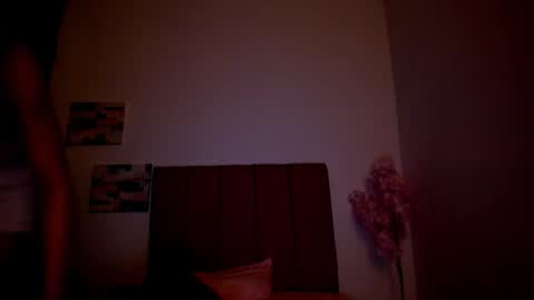 Laura Rose online show from 9, 1, 2026