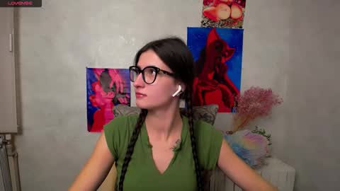 Laura online show from 22, 10, 2025
