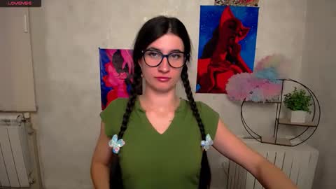 Laura online show from 10, 11, 2025