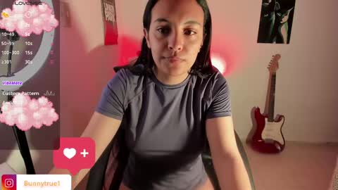 lauraohana online show from 25, 2, 2025