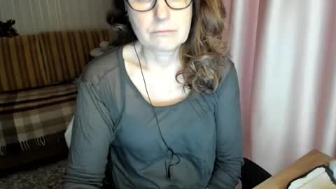 Lauraoven1 online show from 3, 2, 2026