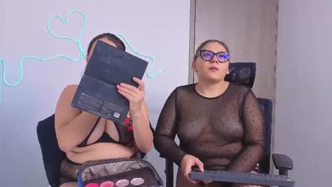 Snapshot of laurasex_21 chatting on 2, 7, 2026 Laura online show from 2, 7, 2026