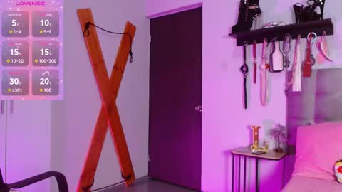 Laura online show from 31, 10, 2025