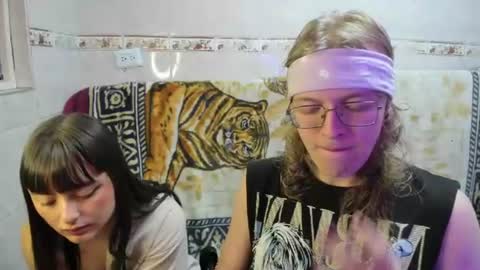 Laures666 online show from 2, 7, 2026