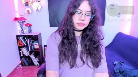  Im Lauren  independent model   online show from 18, 1, 2025