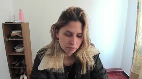 Lauren Independent model online show from 14, 5, 2026